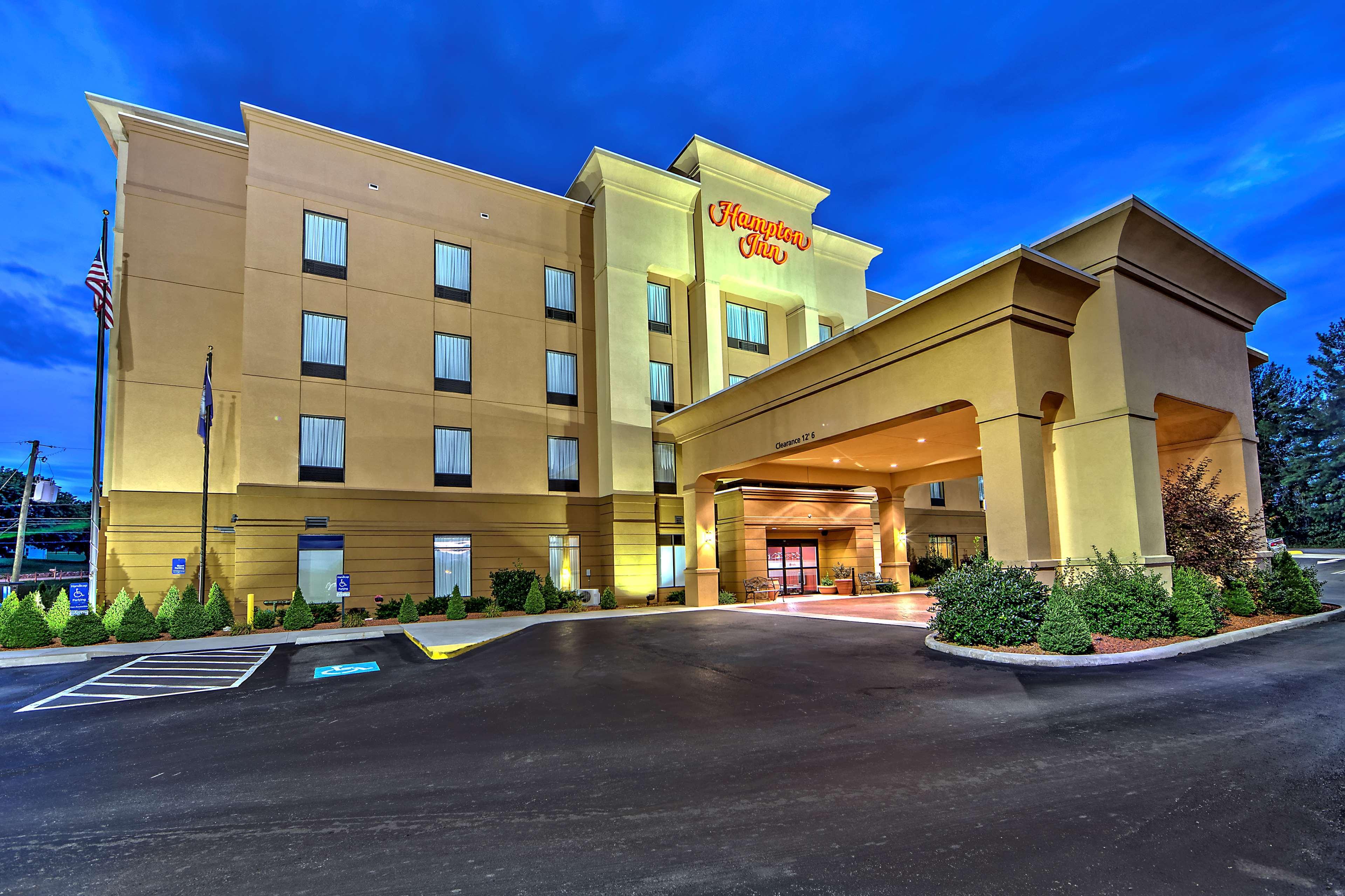 Hampton Inn Galax Ngoại thất bức ảnh